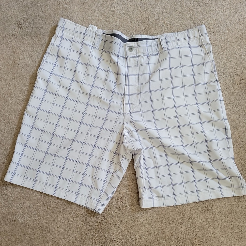 Men's White Plaid Shorts